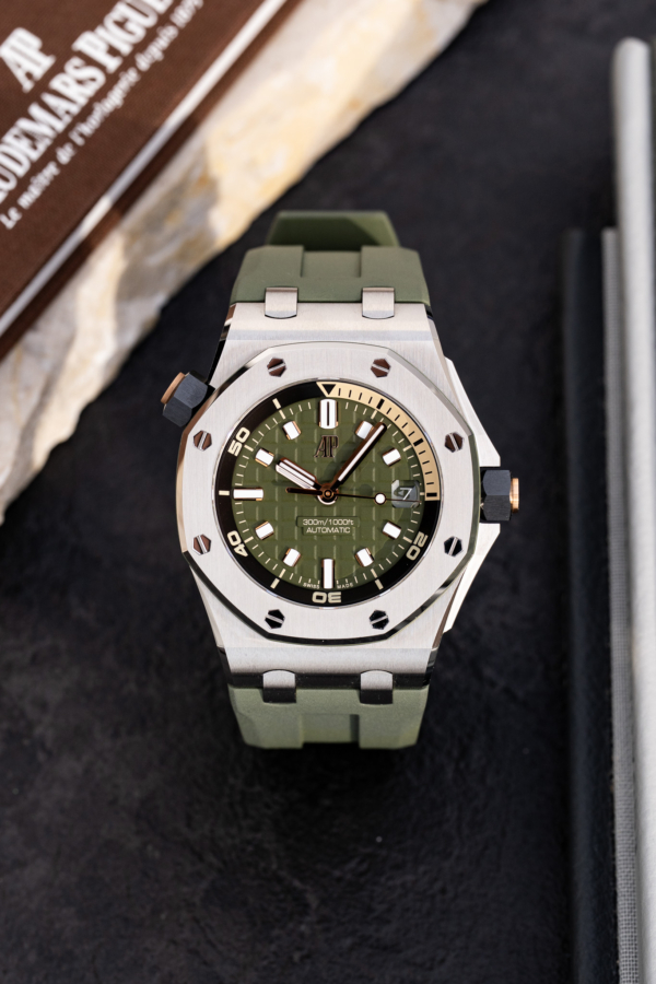 Royal Oak Offshore Diver Green 15720ST