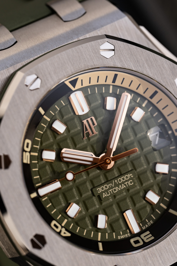 Royal Oak Offshore Diver Green 15720ST