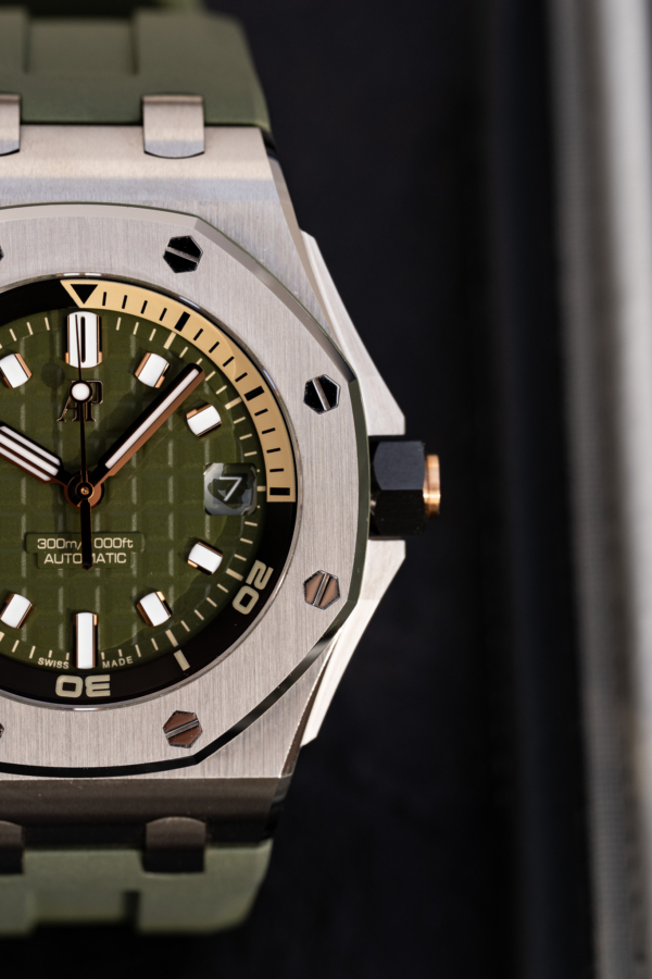 Royal Oak Offshore Diver Green 15720ST