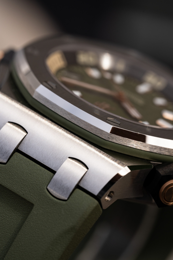 Royal Oak Offshore Diver Green 15720ST