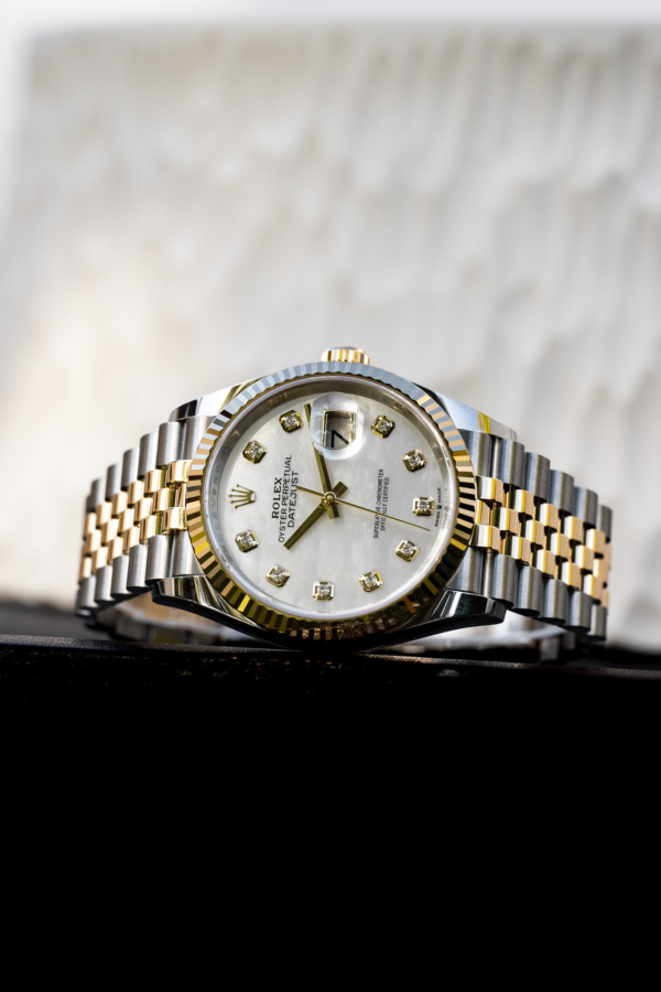 Rolex Datejust 126233 Mother of Pearl