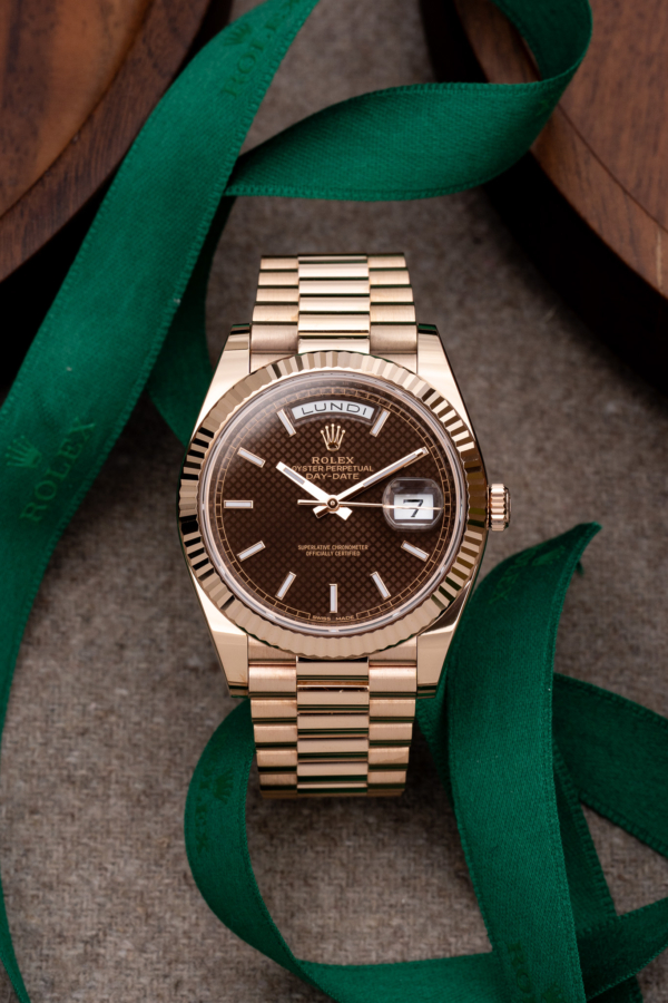 Rolex Day-Date 40 Chocolat Motif Laser
