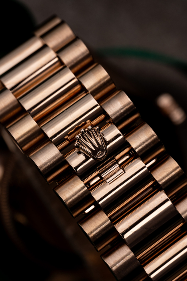 Rolex Day-Date 40 Chocolat Motif Laser