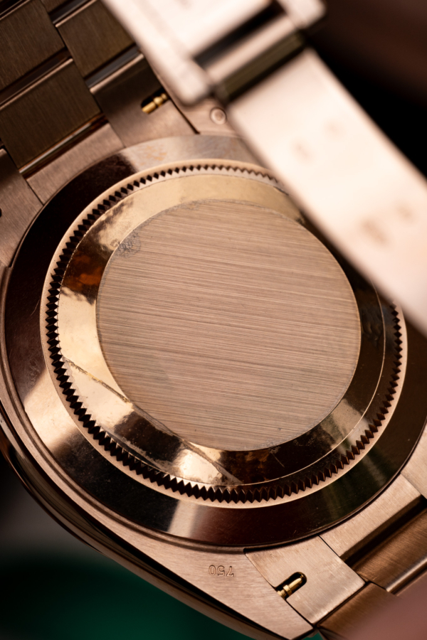 Rolex Day-Date 40 Chocolat Motif Laser