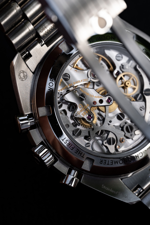 Omega Speedmaster Moonwatch Professional