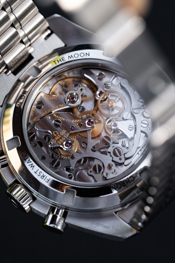 Omega Speedmaster Moonwatch Professional