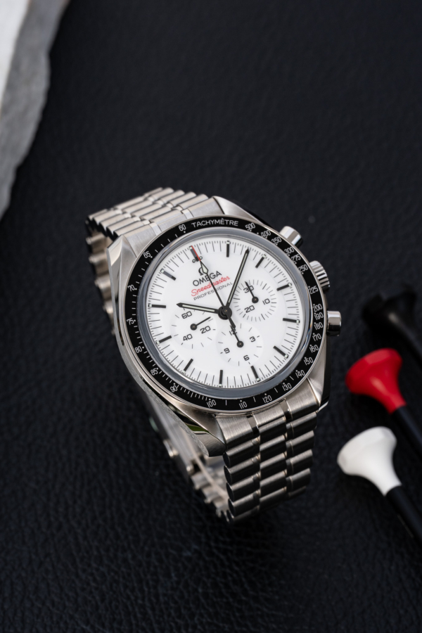 Omega Speedmaster Moonwatch Professional