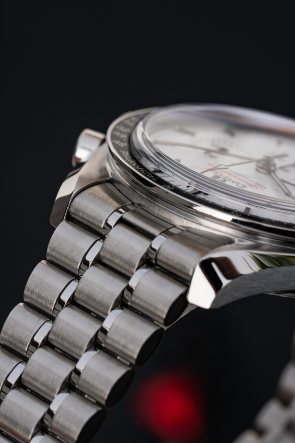 Omega Speedmaster Moonwatch Professional