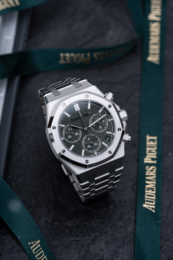 Audemars Piguet Royal Oak Chronographe Vert 50 Ans