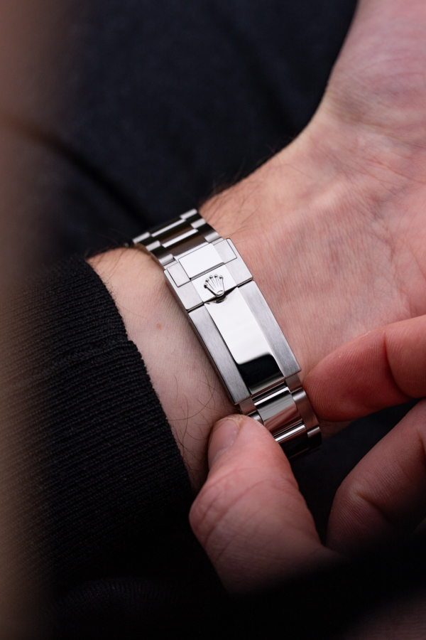 Rolex Daytona 126500LN "Panda"