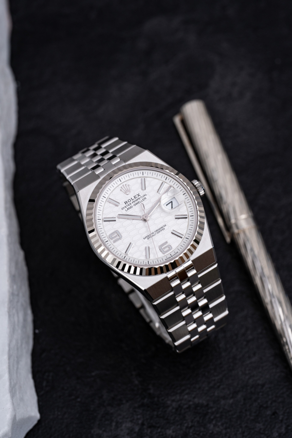 Rolex Land-Dweller 40