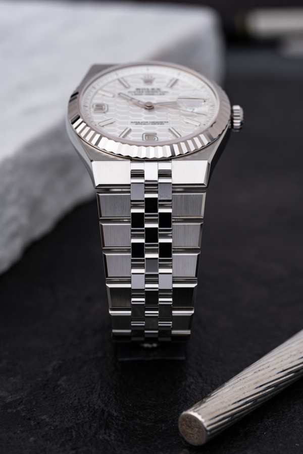 Rolex Land-Dweller 40