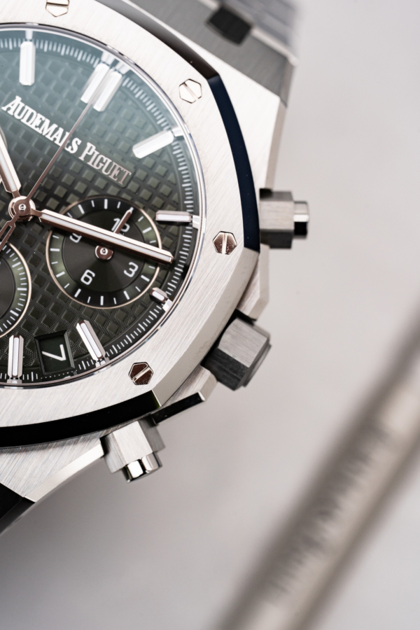 Audemars Piguet Royal Oak Chronographe Vert "Unworn"