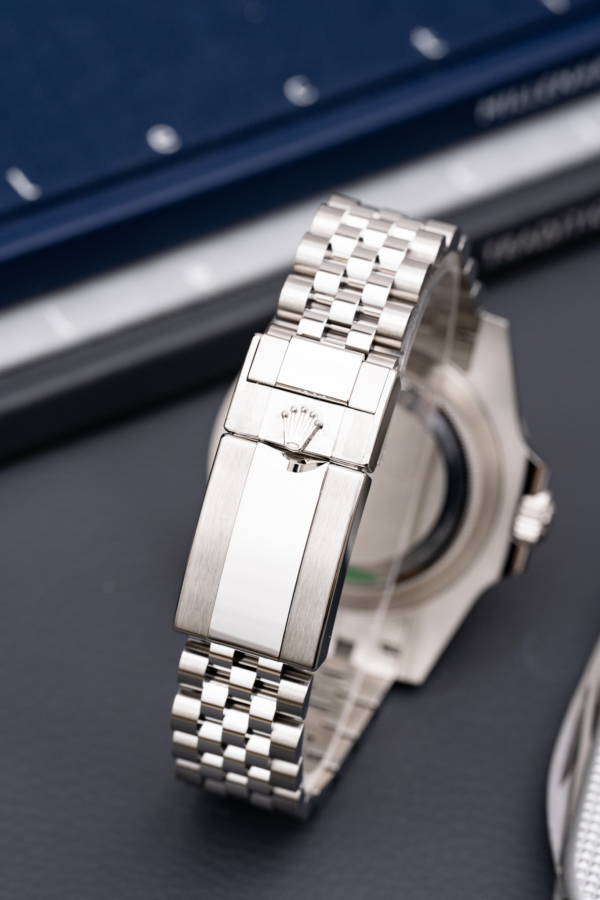 Rolex GMT-Master II "Pepsi"