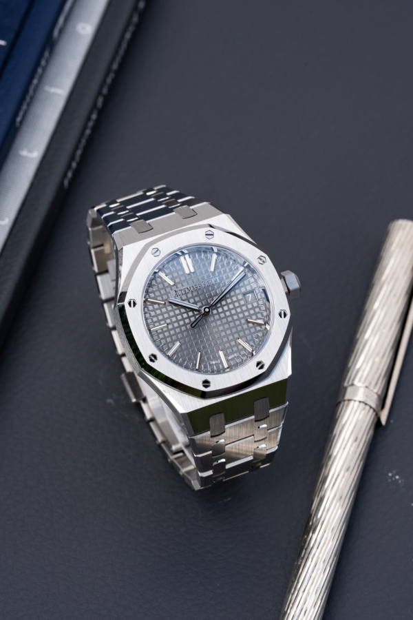 Audemars Piguet Royal Oak 37 Gris "Unworn"