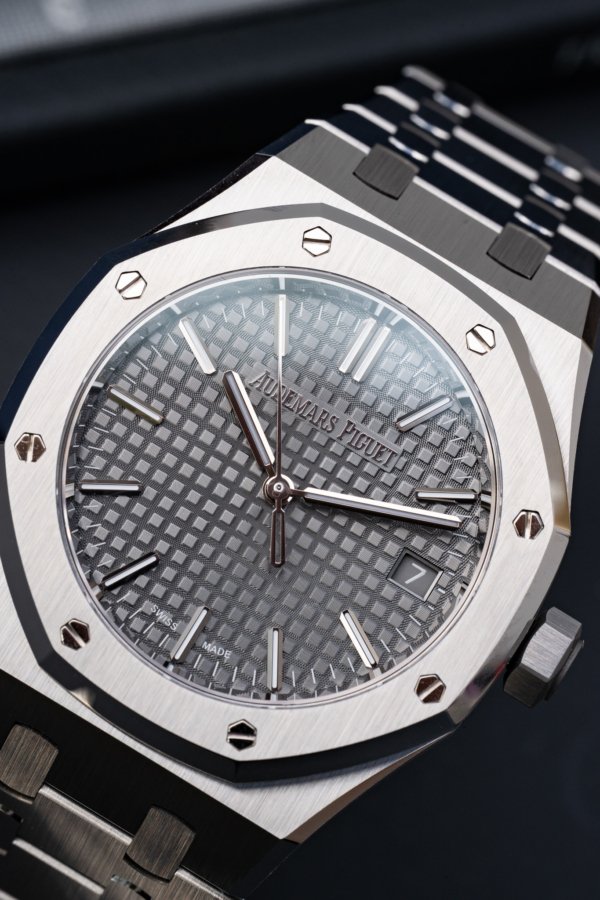 Audemars Piguet Royal Oak 37 Gris "Unworn"
