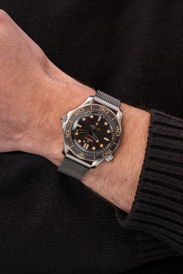 Omega Seamaster 300M No Time to Die "Unworn"
