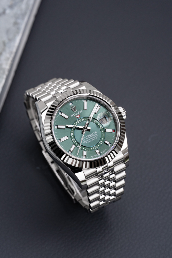 Rolex Sky-Dweller Green "Unworn"