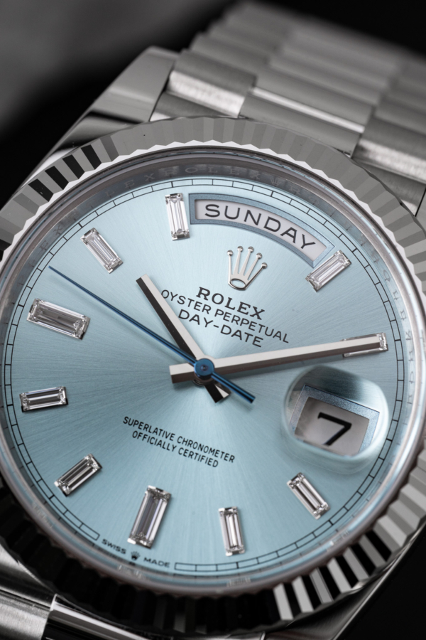 Rolex Day-Date 40 Bleu Glacier Baguettes "Unworn"