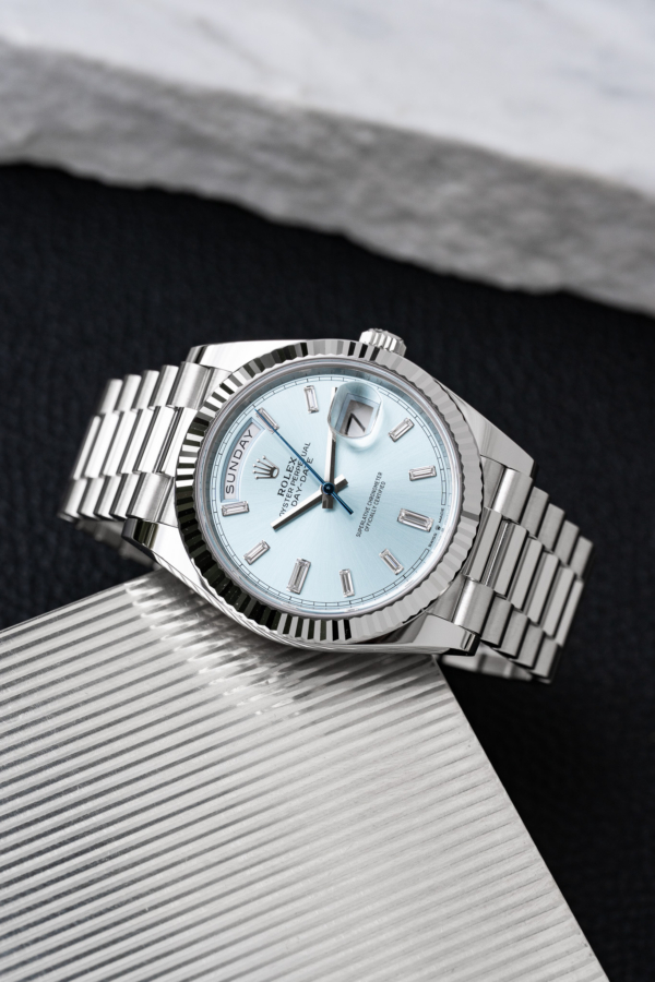 Rolex Day-Date 40 Bleu Glacier Baguettes "Unworn"