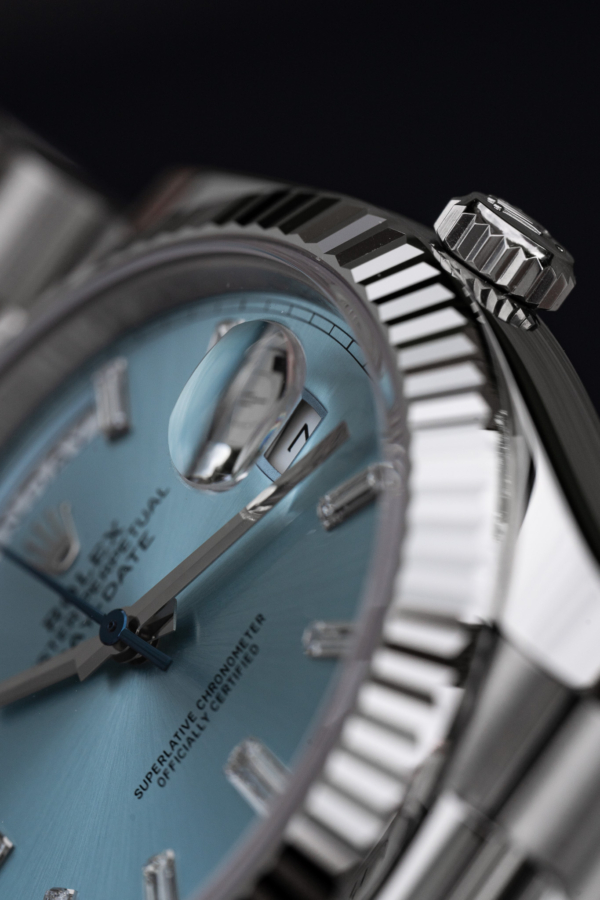 Rolex Day-Date 40 Bleu Glacier Baguettes "Unworn"
