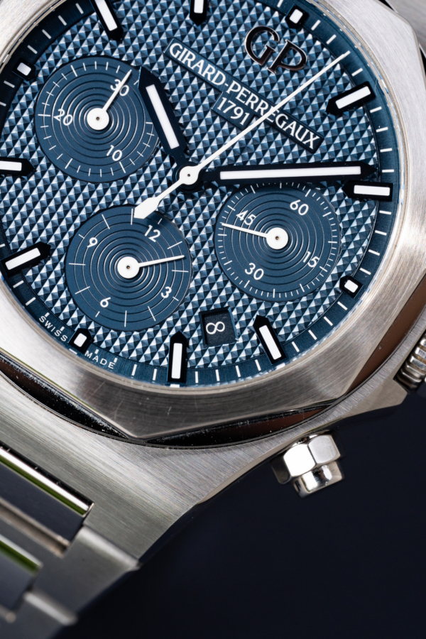 Girard-Perregaux Laureato Chronographe Bleu