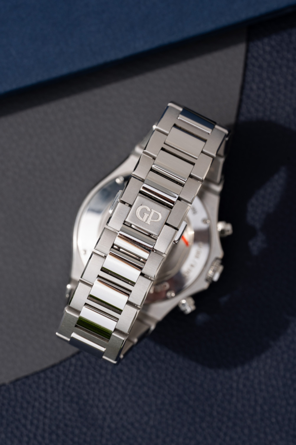Girard-Perregaux Laureato Chronographe Bleu