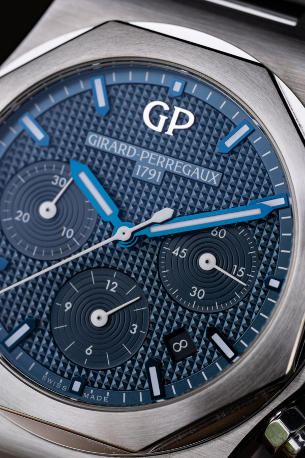 Girard-Perregaux Laureato Chronographe Bleu