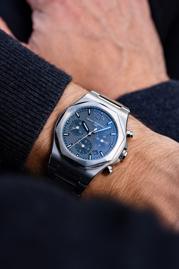 Girard-Perregaux Laureato Chronographe Bleu