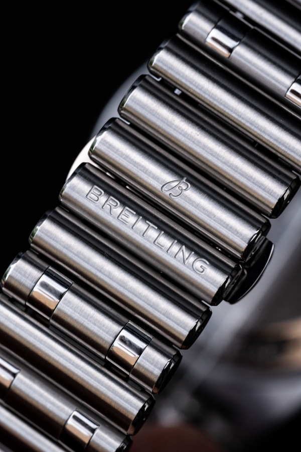 Breitling Chronomat GMT 40 Giannis Antetokounmpo