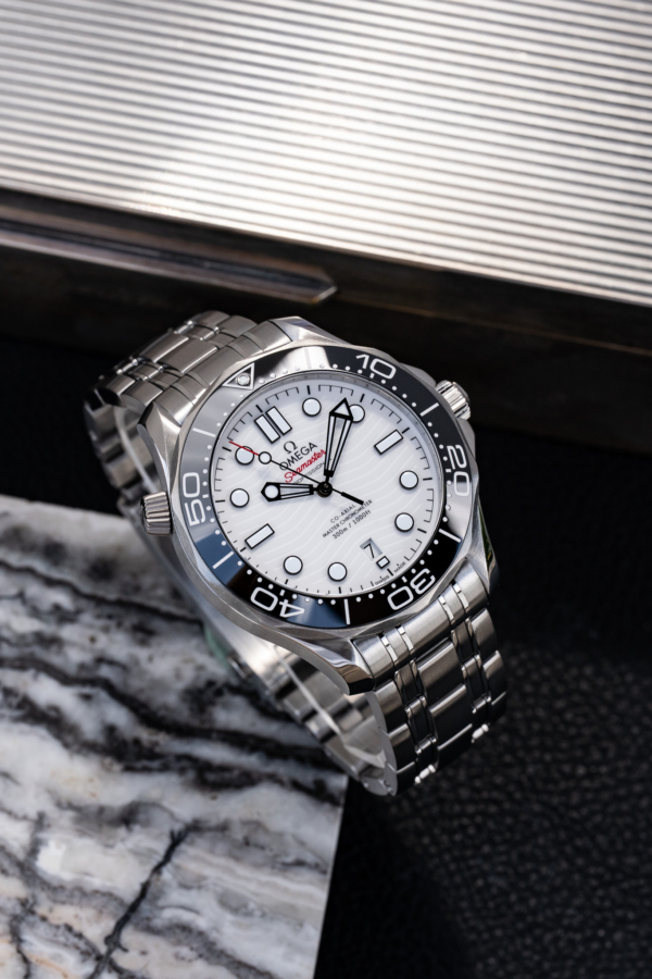 Omega Seamaster Diver 300