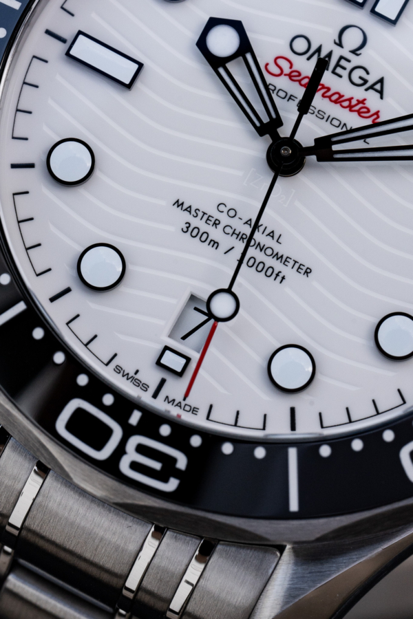 Omega Seamaster Diver 300