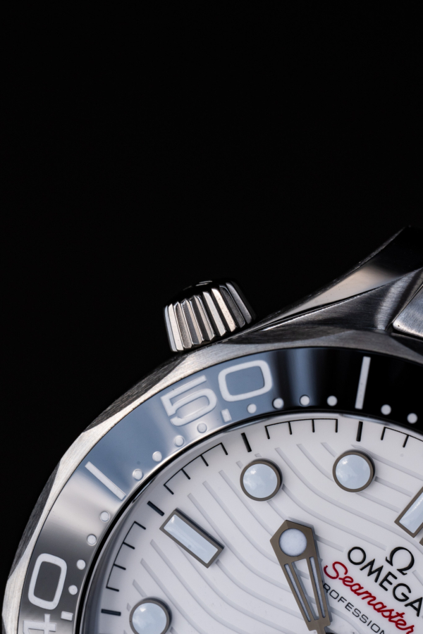 Omega Seamaster Diver 300