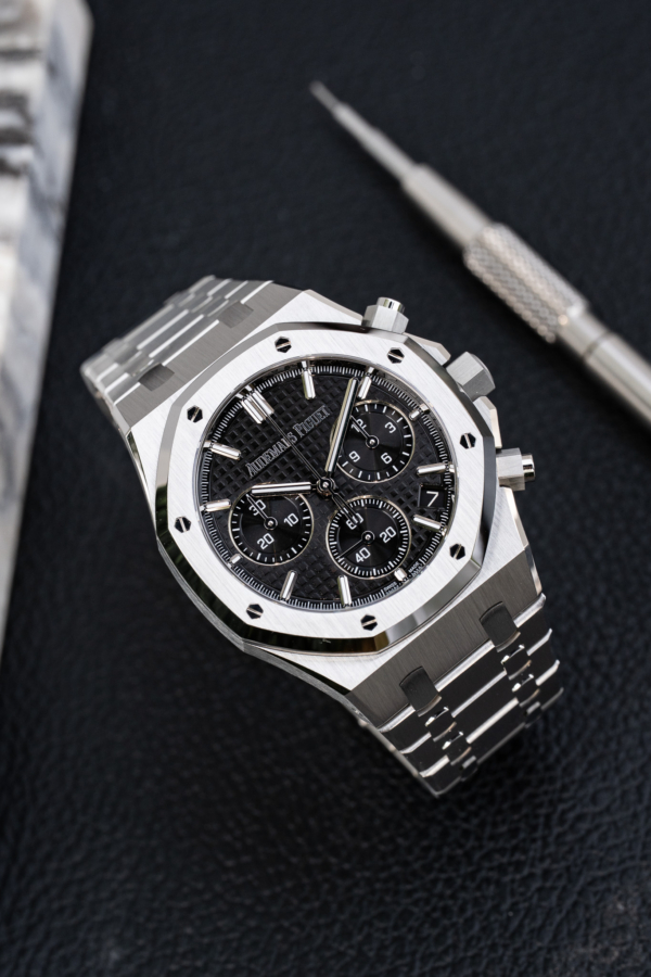 Audemars Piguet Royal Oak Chronographe Noir 50 Ans