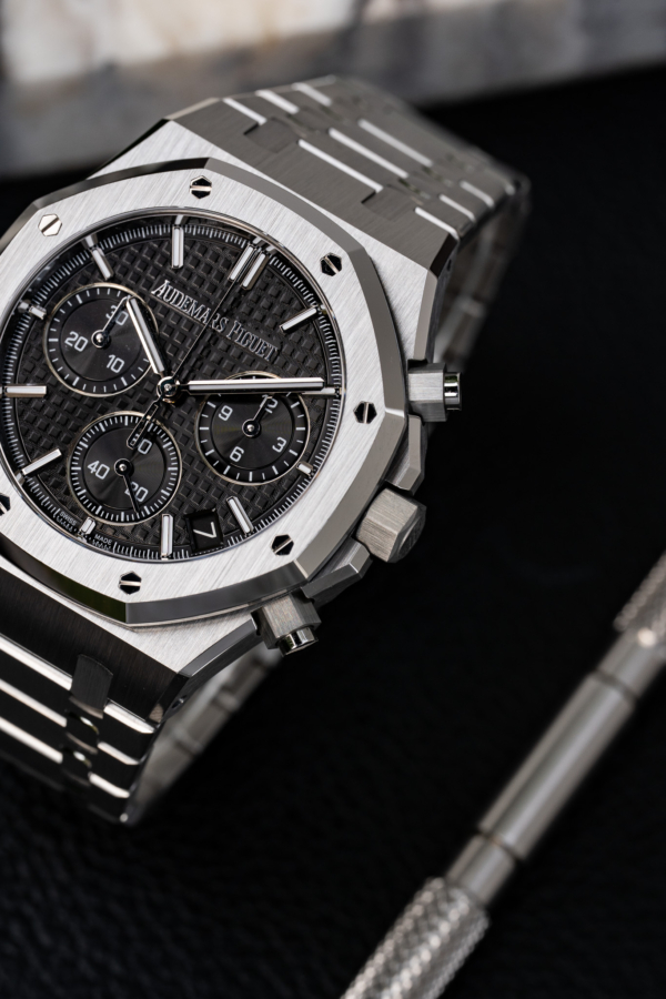 Audemars Piguet Royal Oak Chronographe Noir 50 Ans