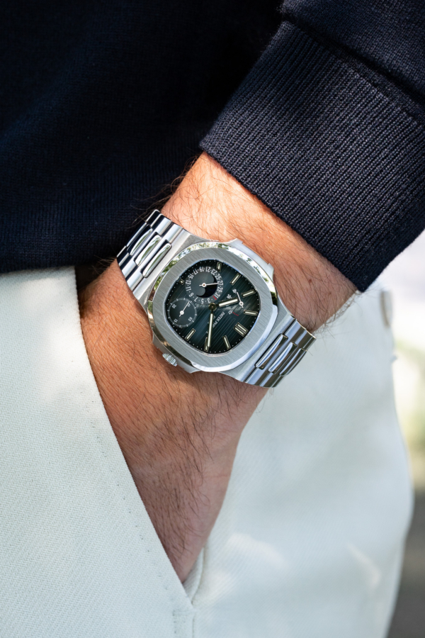 Patek Philippe Nautilus Phases de Lune 5712/1A-001 Poinçon de Genève