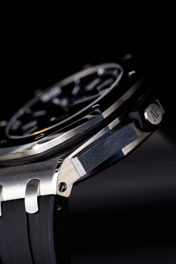 Royal Oak Offshore Diver 15710ST