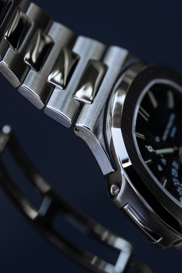 Patek Philippe Nautilus Phases de Lune 5712/1A-001 Poinçon de Genève