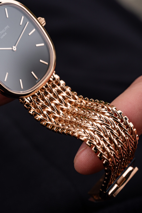 Patek Philippe Ellipse d'Or 5738/1R-001